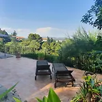 With Sea/city Views, Near Downtown Σετ